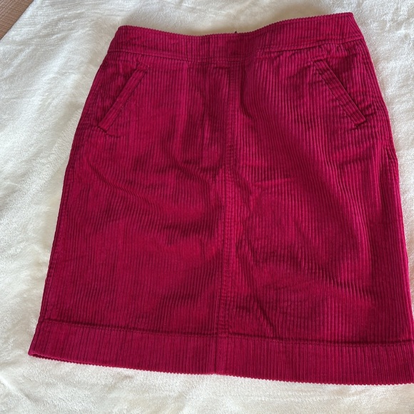 Women's CHADWICKS of BOSTON Red Corduroy Skirt- Sassy Hot! Size 6 - Picture 9 of 11